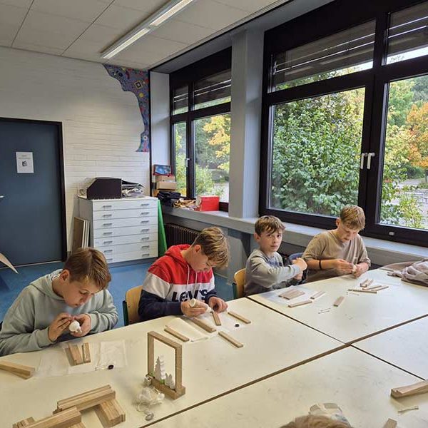 Realschule Heinsberg engagiert sich für Menschen in Not